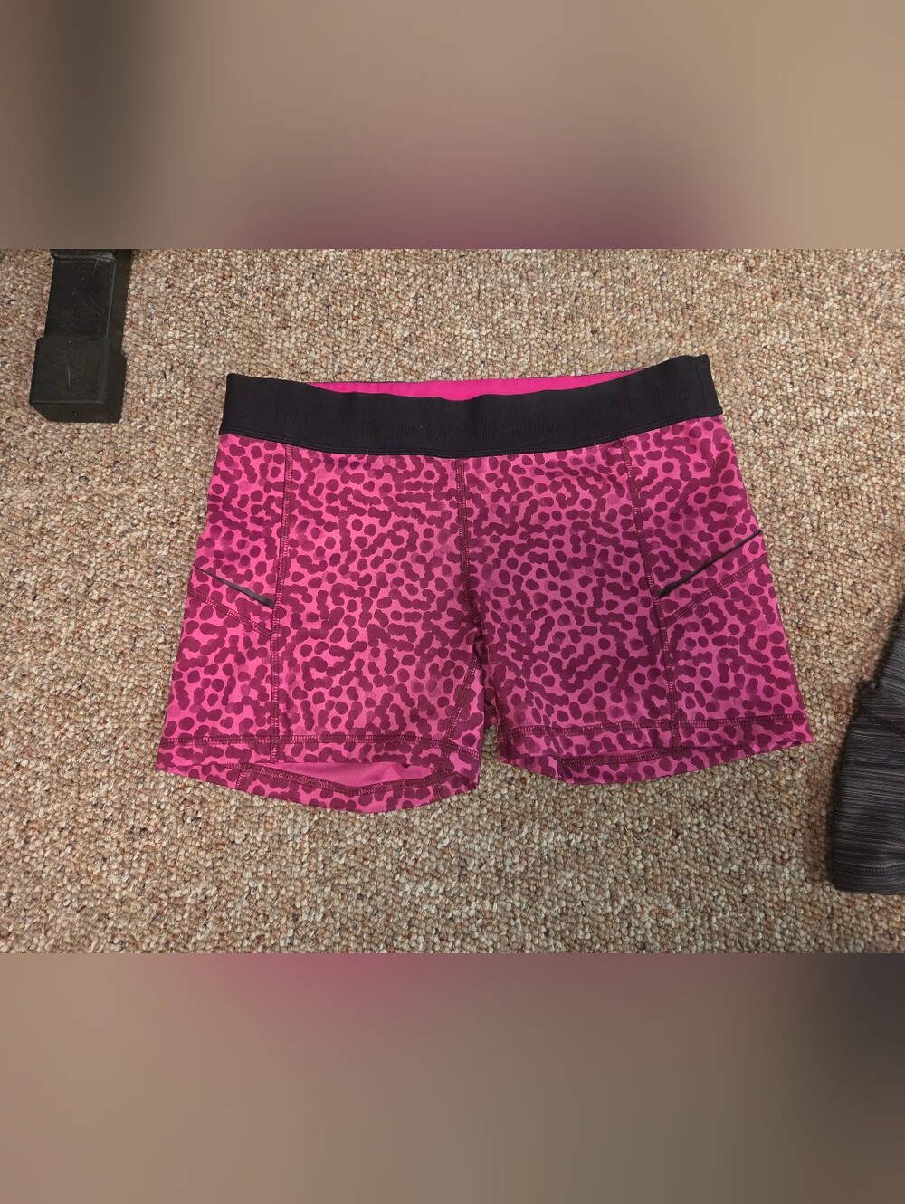 Lululemon Women's Pink Leopard Print Active Yoga Shorts